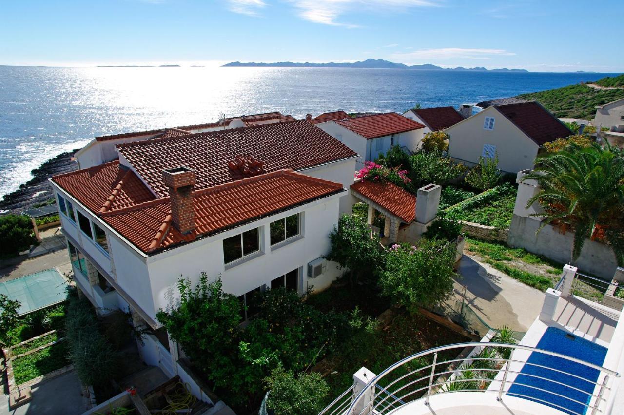 Apartmani Marelic - Sun Beach Zavalatica Buitenkant foto