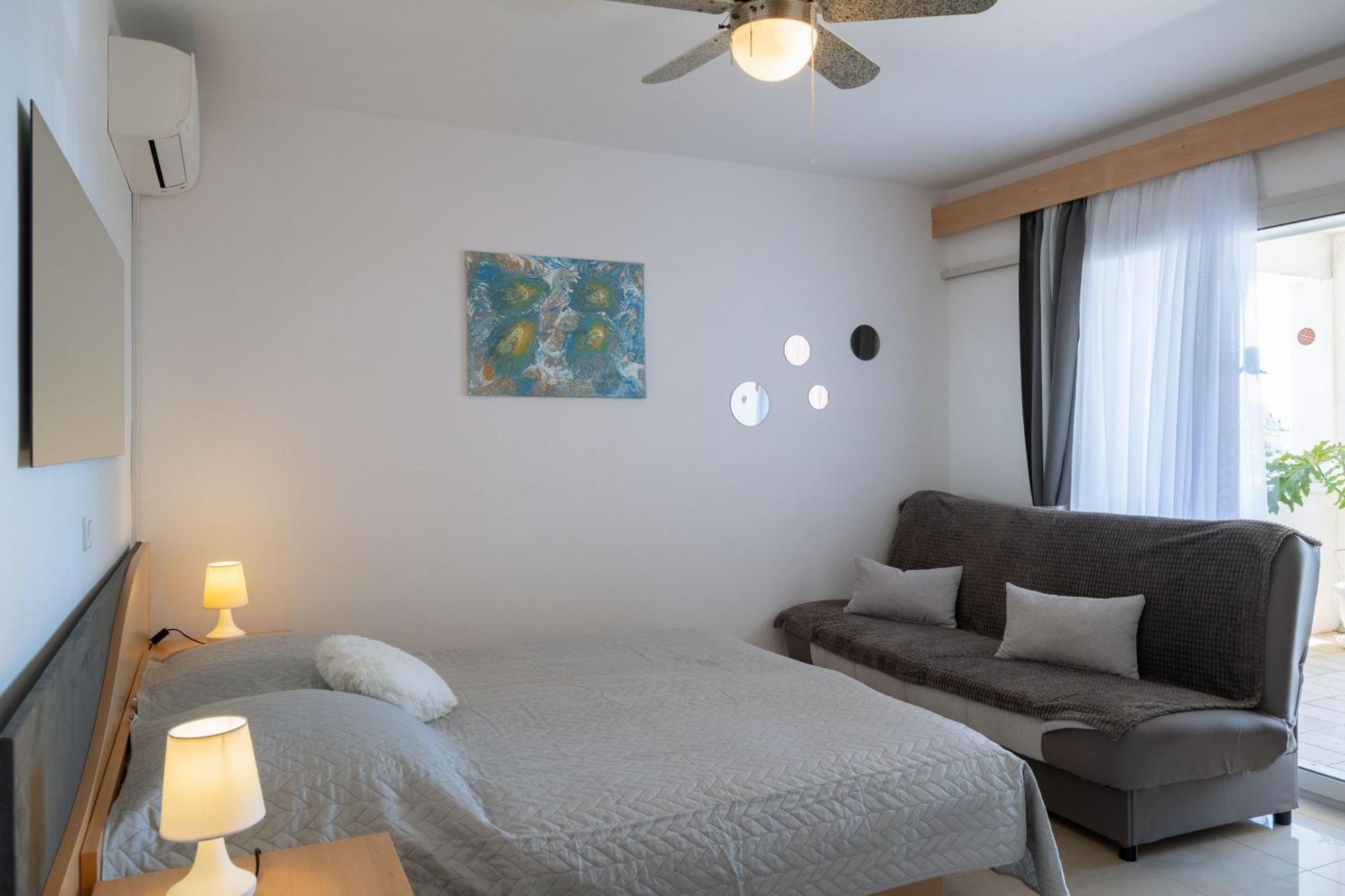 Apartmani Marelic - Sun Beach Zavalatica Buitenkant foto