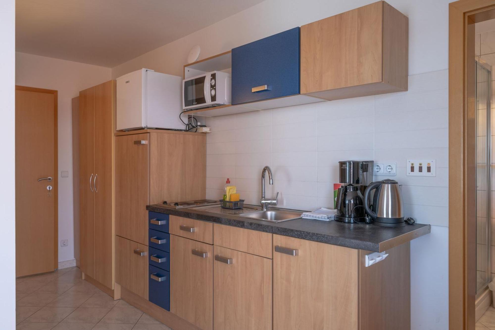 Apartmani Marelic - Sun Beach Zavalatica Buitenkant foto