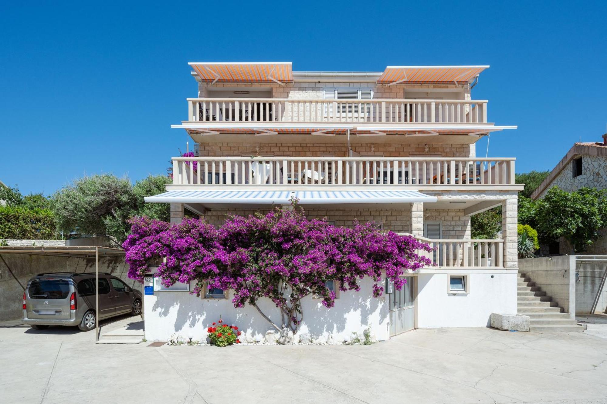 Apartmani Marelic - Sun Beach Zavalatica Buitenkant foto