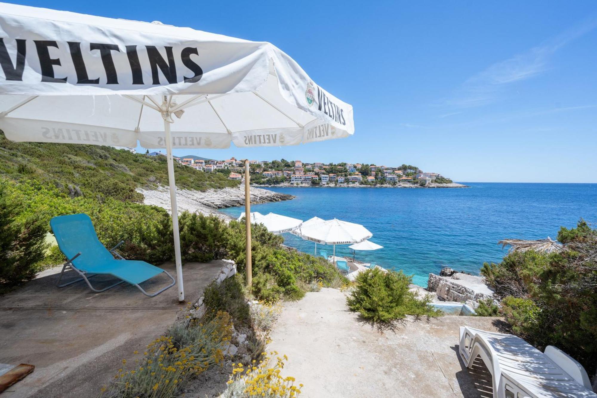 Apartmani Marelic - Sun Beach Zavalatica Buitenkant foto