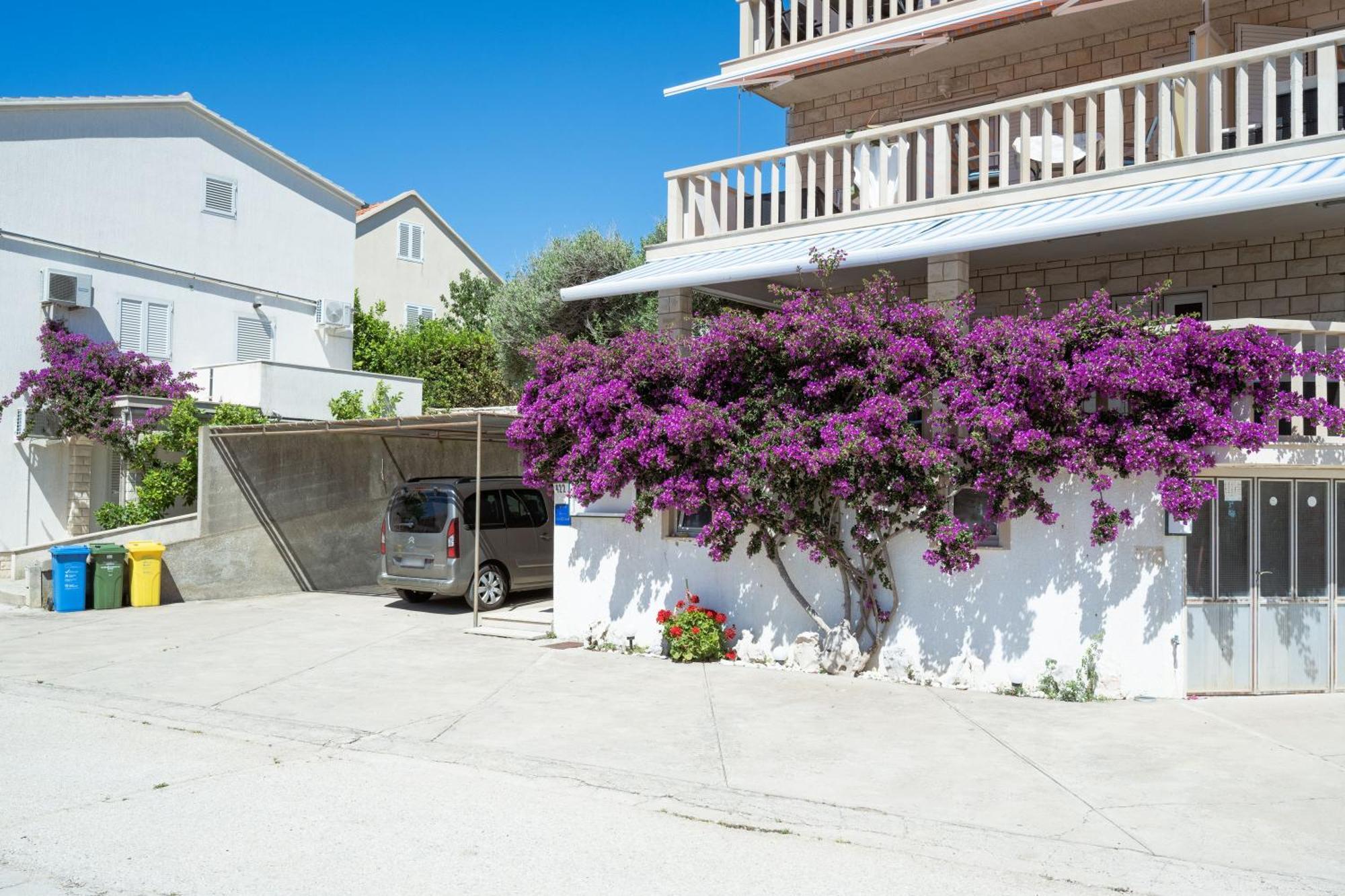 Apartmani Marelic - Sun Beach Zavalatica Buitenkant foto